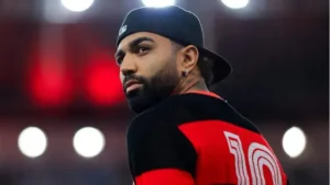 Gabriel Barbosa assinou contrato de 4 anos com o Flamengo