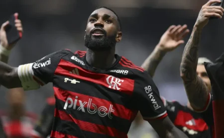 Gerson deixa o Flamengo após pedido de Sampaoli ao Rennes: o que aconteceu