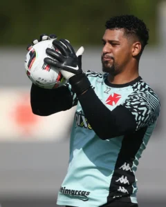 "Goleiro Vasco volta ao Bangu em empréstimo"