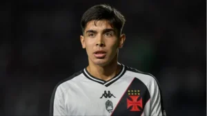 Juan Sforza enfrenta desafios no Vasco após mudanças no clube