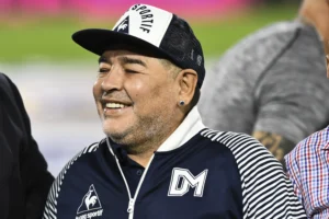 Morte de Maradona: Qual é o andamento do julgamento dos médicos acusados de negligência médica