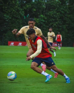 "O enigma de William Gomes: por que apenas 39 minutos após salvar o São Paulo na Libertadores?"