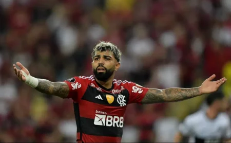 Revelações sobre o relacionamento entre Gabigol e o treinador no Flamengo.