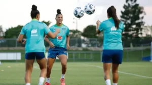 Seleção Brasileira de Futebol Realiza Primeiro Treino em Brisbane para Amistosos contra Austrália