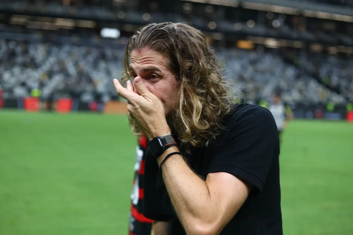 Treinador "sem memória" no Flamengo: Filipe Luís e o retorno do time ao seu DNA