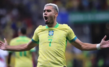 Andreas Pereira se torna prioridade e Palmeiras define prazo para a resposta da oferta do Fulham