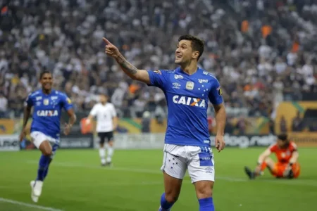 "Arrascaeta revela o verdadeiro motivo de sua saída do Cruzeiro para o Flamengo: "Queria partir"