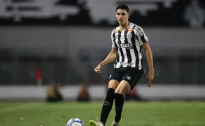 Botafogo apresenta nova proposta por Jair com dois jogadores e revoluciona negociação com Santos