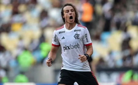 Corinthians faz uma condição para David Luiz assinar após não renovar com o Flamengo