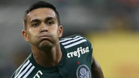 Craque Neto critica a saída de Dudu do Palmeiras: "Arrebentou com o ídolo"