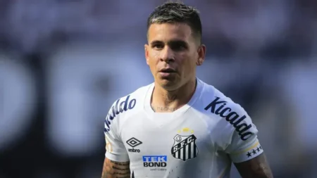 Cruzeiro aguarda decisão de Grêmio e Santos sobre destino de Soteldo