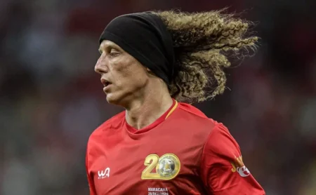 David Luiz dá resposta rápida a Fabinho Soldado sobre possibilidade de jogar pelo Corinthians em 2025