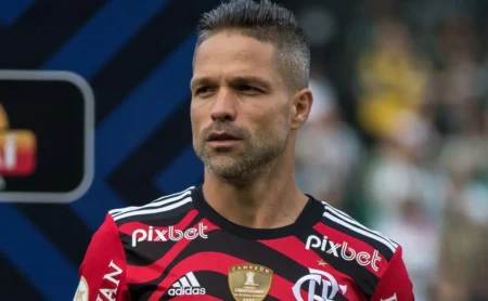 "Diego Ribas se manifesta sobre polêmica de Gabigol e compara com Dudu: 'Flamengo deu...' "