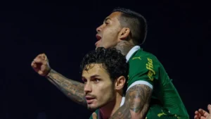 Dudu pode deixar o Palmeiras e assinar com o Cruzeiro, contrato válido até 2028 se...