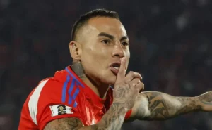 Eduardo Vargas, alvo do Santos, se torna o novo alvo do América de Cali e negócio está em xeque