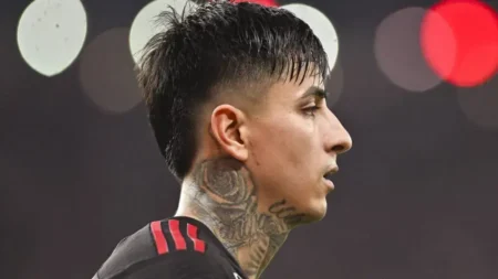 Erick Pulgar recusa proposta de R$ 2 milhões/mês da Arábia Saudita para não renovar com Flamengo