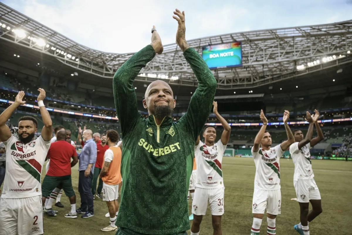 Felipe Melo é homenageado na Turquia: Um ex-jogador de futebol sem futuro no Fluminense