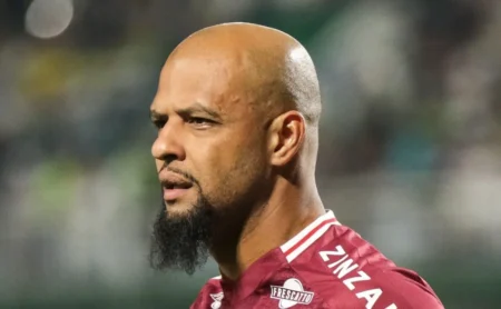 Felipe Melo opta por responder a convite de rival do Campeonato Brasileiro após deixar a Palmeiras