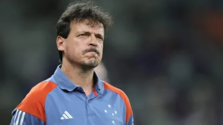 Fernando Diniz destaca o que falta para o Cruzeiro superar jejum de vitórias: “O que precisamos é..."