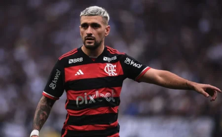 Flamengo: Arrascaeta decide futuro e se restabelece para fortalecer time de Filipe Luís