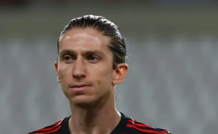 Flamengo de Filipe Luís corre risco de perder zagueiro Fabrício Bruno por transferência para a Europa