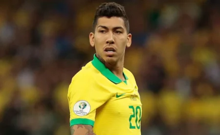 Flamengo planeja contratar Firmino e Paquetá em 2025 para reforçar o elenco