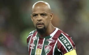 Fluminense planeja uma ação inesperada para Felipe Melo e futura situação do jogador pode surpreender os torcedores