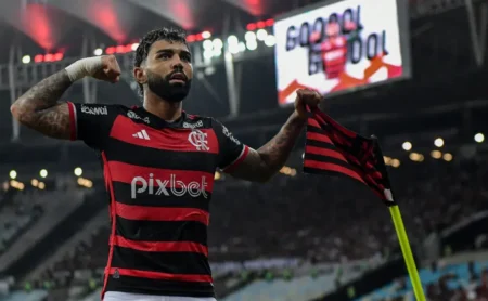 Gabigol anuncia despedida do Flamengo em música nova: "Não sei se volto"