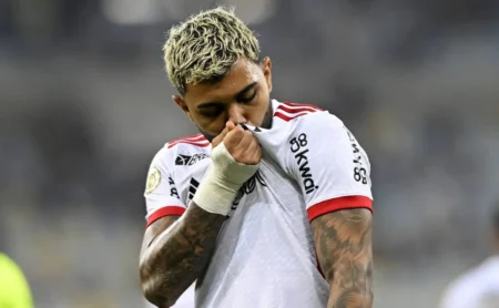 Gabigol vive último dia sendo jogador do Flamengo e rubro-negros se despedem: "Até logo, Gabigol"