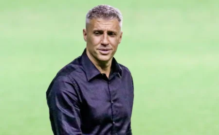 Grêmio não assinou Hernán Crespo após avaliação financeira que não atendeu ao que treinador solicitou