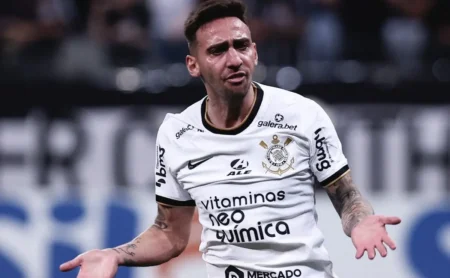 "Gustavo Mosquito critica Augusto Melo, 5 meses após deixar o Corinthians: 'Nunca era capaz de resolver'