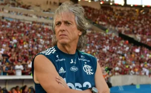 "Jorge Jesus confidencia sobre desejo de retornar ao Flamengo: 'Ele fala do...'"