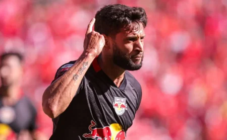 Juninho Capixaba, Alvo de Santos, é Valorado em R$ 42,1 Milhões pelo Bragantino