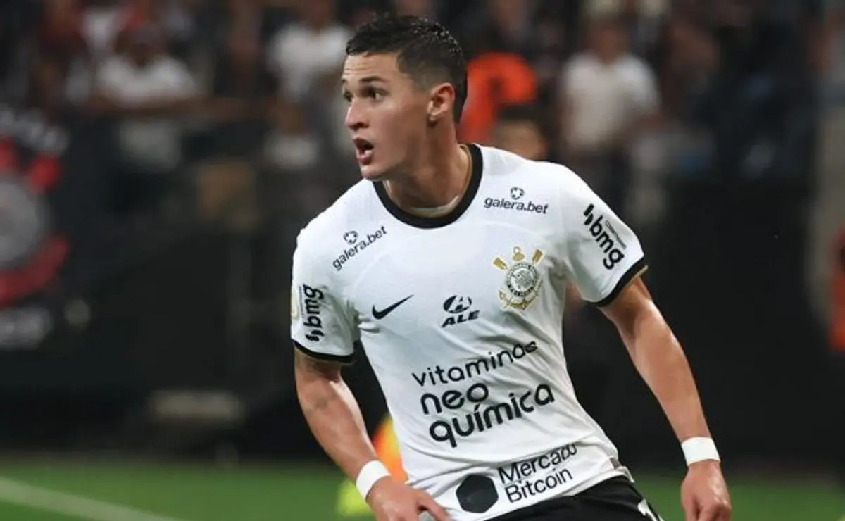 Mateus Vital vende ou é emprestado novamente pode gerar lucro para Corinthians