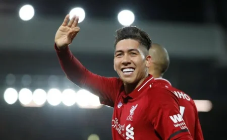 "Negociação surpreendente: Roberto Firmino pode acertar com o Flamengo sem custo após rescisão no Al-Ahli"