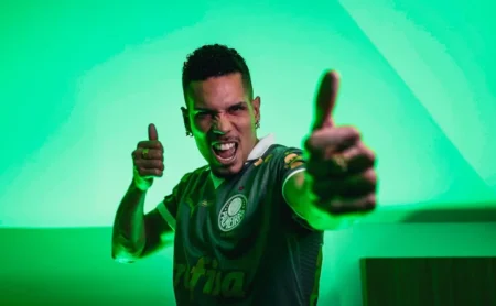 Paulinho revela influência do Super Clássico e do Super Mundial em sua escolha pelo Palmeiras