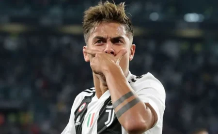 "São Paulo busca recrutar Paulo Dybala como titular da meia-ataque em 2025"