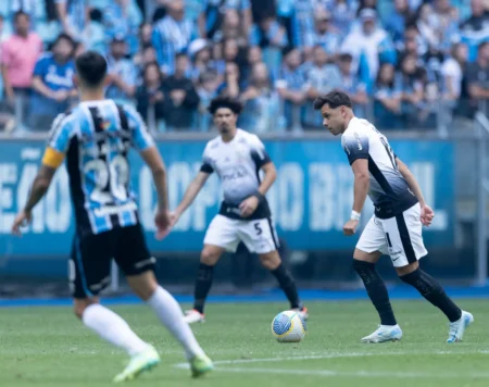 "Talles Magno se Define como "Otimista" por Permanência no Corinthians até o Fim de 2025"