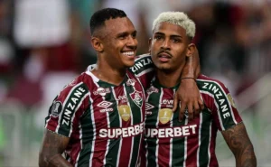 Técnico do Pachuca admite interesse em contratar craque do Fluminense