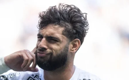 "Trio de Ataque do Corinthians Recebe Elogios da Torcida: Yuri Alberto, Garro e Depay Surpreendem"