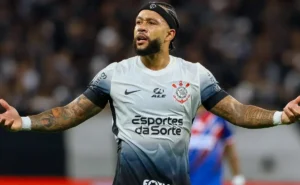 "Vidente Prevê Derrota do Corinthians: Memphis Depay não Basta para Superar o Grêmio"