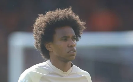 Willian, ex-vice-campeão brasileiro, rescinde contrato na Grécia e fica disponível no mercado: reação da torcida nas redes sociais