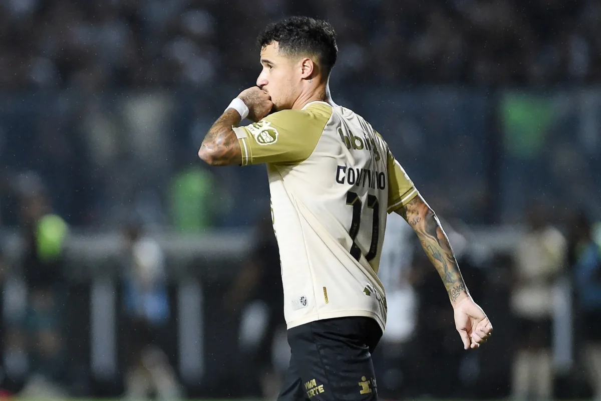 "Coutinho acerta noVASCO: gol, assistência e olheiras para as férias"