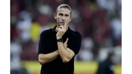 "Flamenguistas elogiaram a Filipe Luís: 'Muito melhor que Tite em sua gestão'"