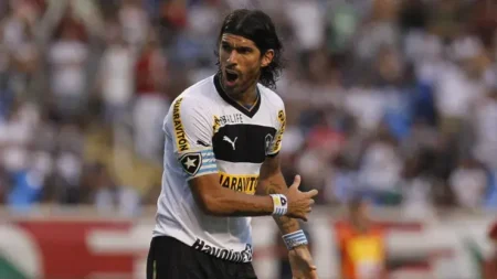 "Loco Abreu é surpreendentemente cortado do transmissão da final da Libertadores em última hora por razão inesperada"