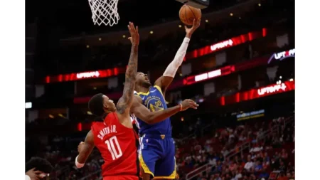 NBA: Rockets enfrentam os Warriors para manter a sequência vitoriosa