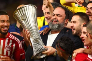 "O empresário grego Marinakis: da riqueza à polêmica, do Olympiacos ao Vasco"