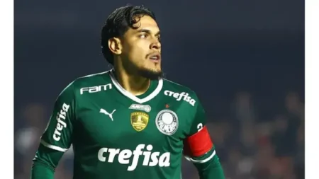 "Palmeiras analisa incorporação de meio-campista titular da Seleção Paraguaia que joga ao lado de Gustavo Gómez"