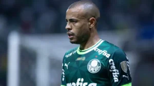 "Palmeiras se Prepara para Confronto Decisivo no Mineirão: 'Vai Fazer de Tudo' para Superar o Cruzeiro"