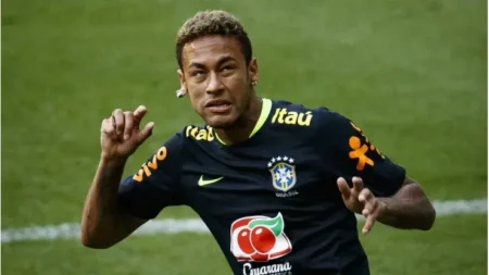 "Seleção Brasileira: Dorival Júnior planeja atuação com Neymar"